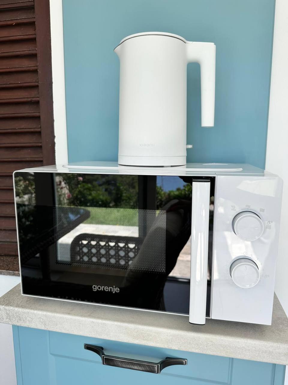 House * Bar