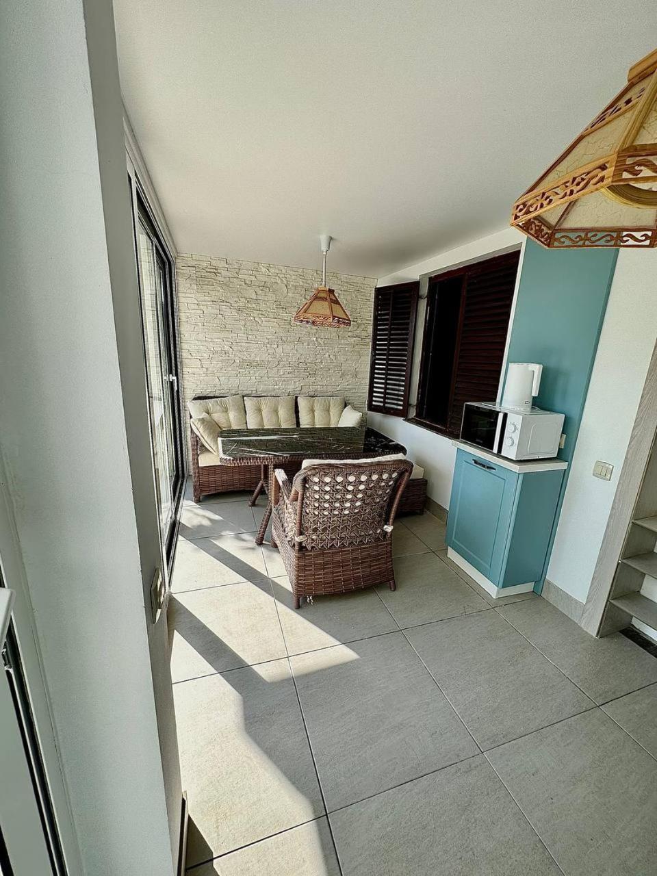 House Apartman Bar