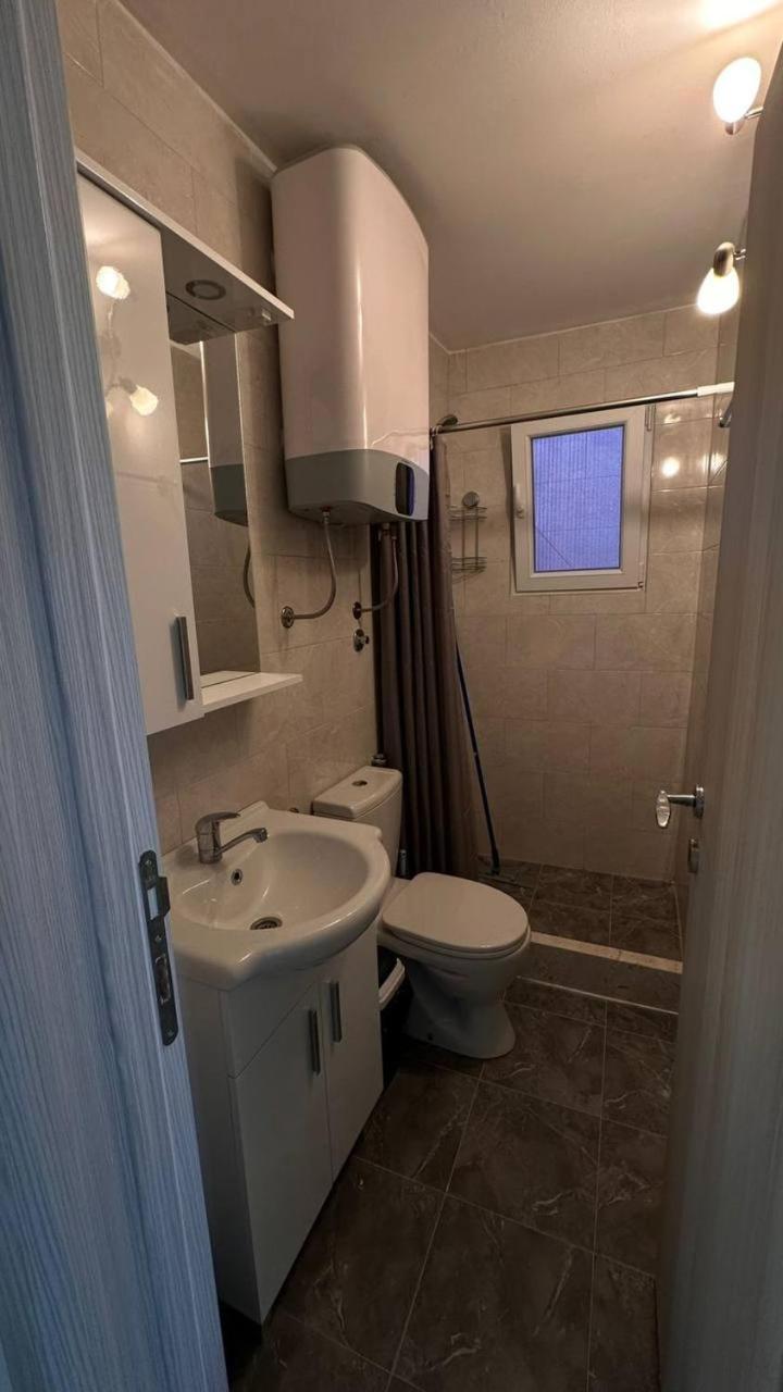 House Apartman *